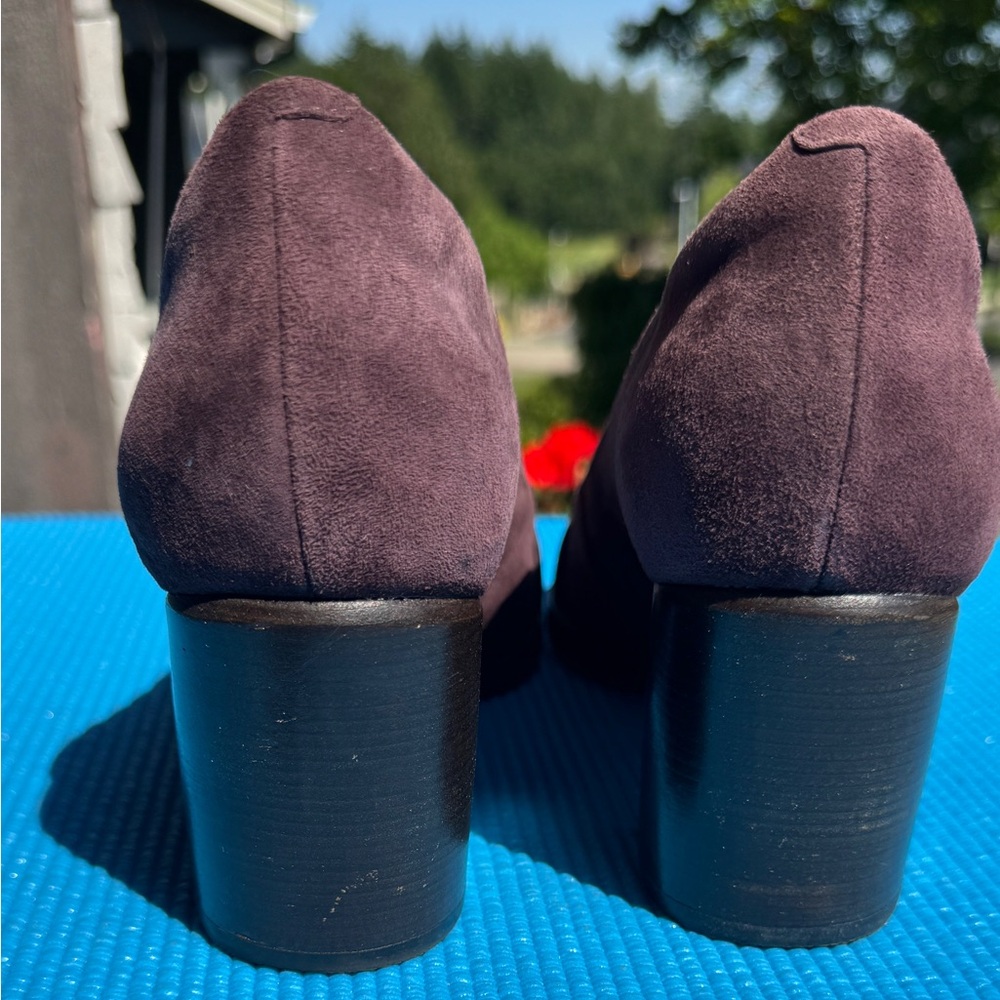 Clarks Artisan Pumps Block Heel. Wine Burgundy color Size 8 - Picture 4 of 6